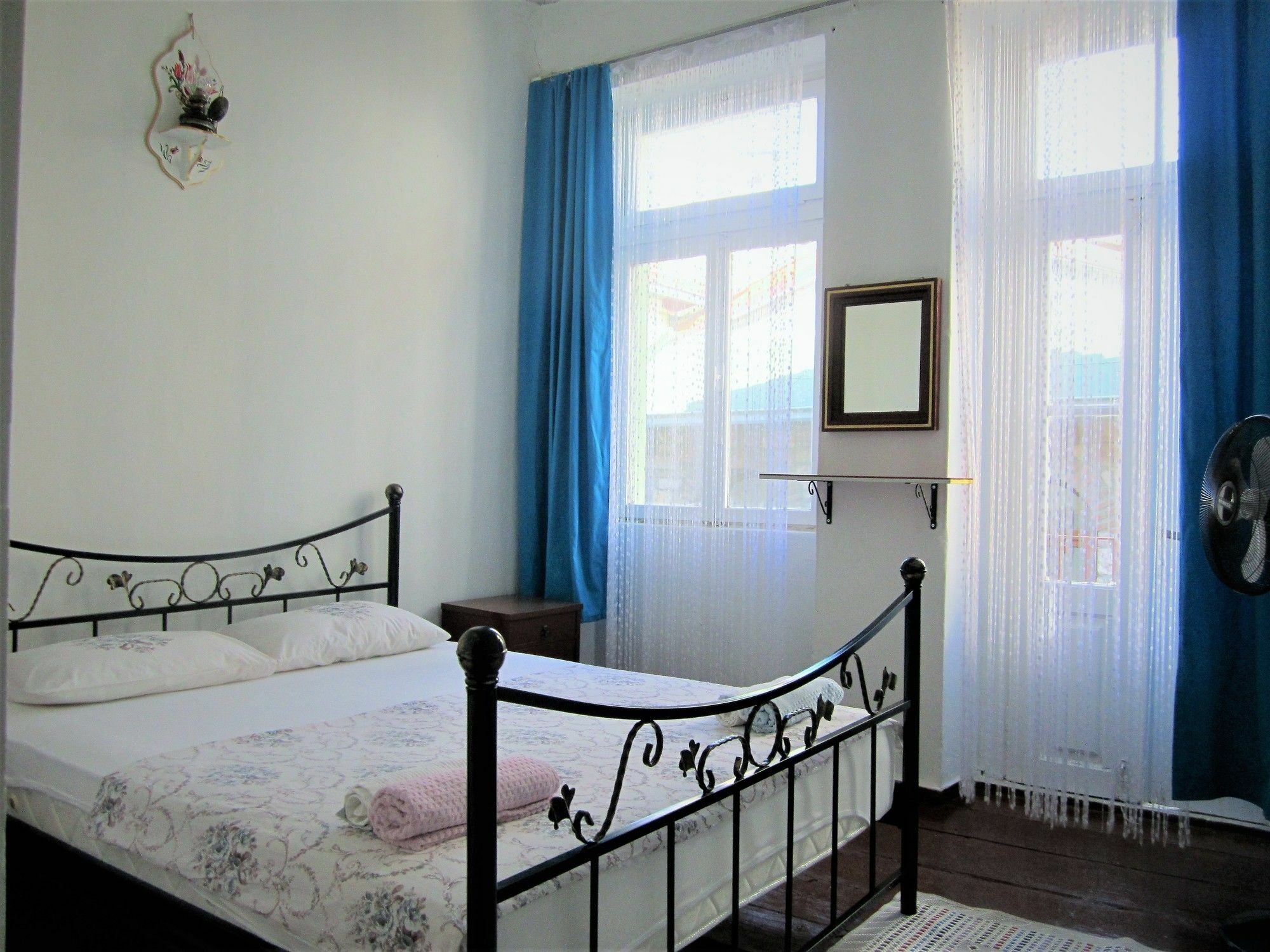 Ayvalik 1881 Pansiyon Экстерьер фото